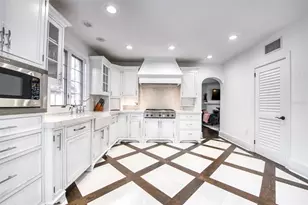76 S Washington Dr, Sarasota, FL 34236 - Photo 15