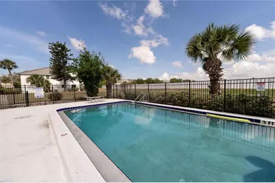 2433 Twin Drive #5, Sarasota, FL 34234 - Photo 17