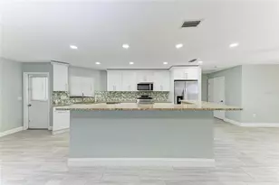 627 Alligator Dr, Venice, FL 34293 - Photo 13