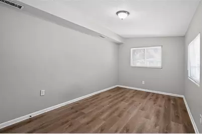 3300 Kingston Street N, Saint Petersburg, FL 33713 - Photo 19