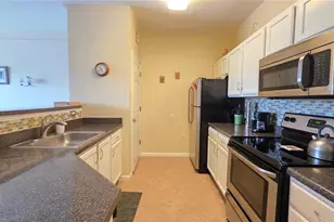 4802 51st Street W, Bradenton, FL 34210 - Photo 5