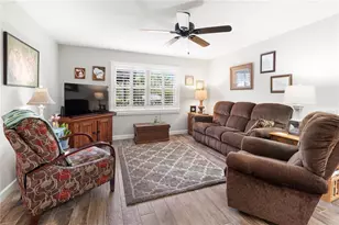 6064 Fairway Ln, Bradenton, FL 34210 - Photo 7