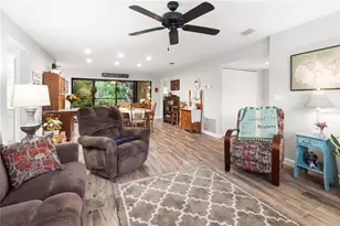 6064 Fairway Ln, Bradenton, FL 34210 - Photo 9