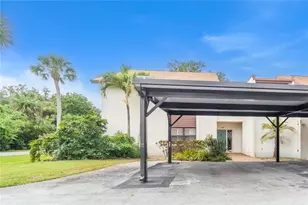 6064 Fairway Ln, Bradenton, FL 34210 - Photo 3