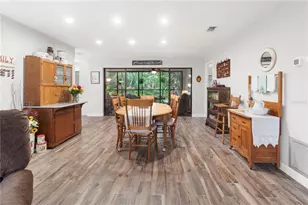 6064 Fairway Ln, Bradenton, FL 34210 - Photo 11