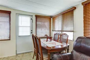 604 49th Ave Dr W, Bradenton, FL 34207 - Photo 17