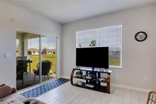 2608 Table Coral Trl, North Fort Myers, FL 33903 - Photo 7