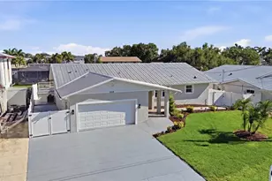 4219 2nd Ave NE, Bradenton, FL 34208 - Photo 1