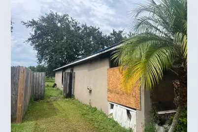 1210 Casa Bonita Avenue, Ruskin, FL 33570 - Photo 9