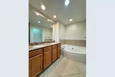 808 3rd Avenue W #301, Bradenton, FL 34205 - Photo 19