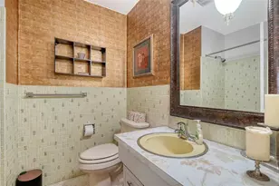 2436 Breakwater Cir, Sarasota, FL 34231 - Photo 21