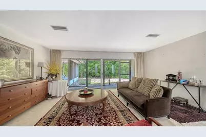 2436 Breakwater Circle, Sarasota, FL 34231 - Photo 5