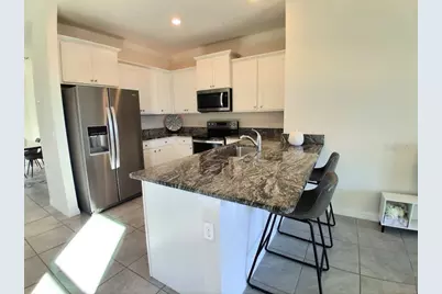 8072 Penrose Place, Wildwood, FL 34785 - Photo 5