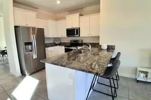 8072 Penrose Pl, Wildwood, FL 34785 - Photo 5