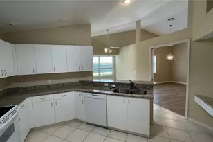 4456 Del Sol Blvd, Sarasota, FL 34243 - Photo 3