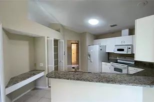 4456 Del Sol Blvd, Sarasota, FL 34243 - Photo 5