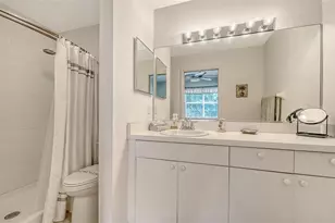 8370 Wingate Dr, Sarasota, FL 34238 - Photo 17