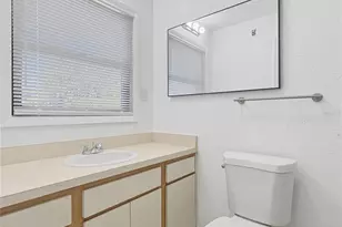 2847 Oak St, Sarasota, FL 34237 - Photo 17