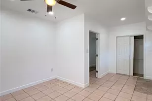 2847 Oak St, Sarasota, FL 34237 - Photo 15