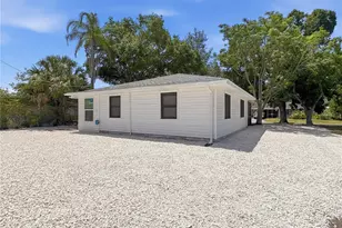 2847 Oak St, Sarasota, FL 34237 - Photo 19