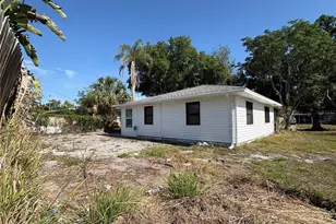 2847 Oak St, Sarasota, FL 34237 - Photo 23
