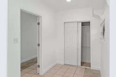 2847 Oak Street, Sarasota, FL 34237 - Photo 13