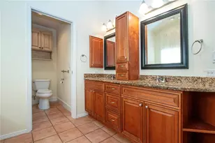 4403 Diamond Cir N, Sarasota, FL 34233 - Photo 41