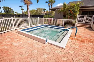 5430 Eagles Point Cir, Sarasota, FL 34231 - Photo 35