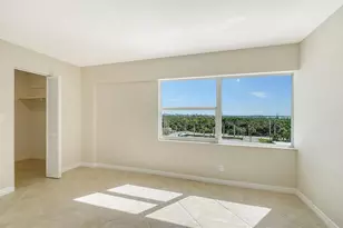 1750 Benjamin Franklin Dr, Sarasota, FL 34236 - Photo 29