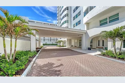 1750 Benjamin Franklin Drive #5F, Sarasota, FL 34236 - Photo 3
