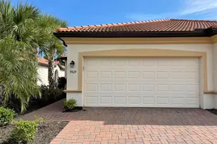 9929 Haze Dr, Venice, FL 34292 - Photo 1