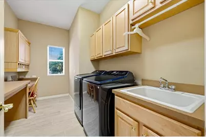 10010 Cherry Hills Avenue Circle, Bradenton, FL 34202 - Photo 29