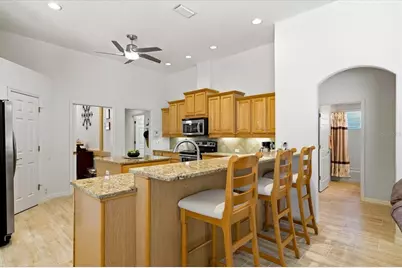 10010 Cherry Hills Avenue Circle, Bradenton, FL 34202 - Photo 13