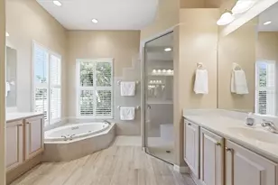10010 Cherry Hills Ave Cir, Bradenton, FL 34202 - Photo 21