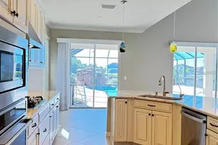 5922 Anise Dr, Sarasota, FL 34238 - Photo 7