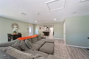 1423 12th Ave W, Palmetto, FL 34221 - Photo 5