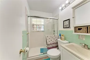 2564 Wood St, Sarasota, FL 34237 - Photo 21