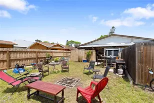 1970 Debbie St, Sarasota, FL 34231 - Photo 31