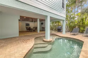 105 4th St S, Bradenton Beach, FL 34217 - Photo 37