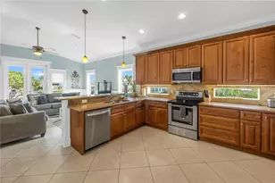 105 4th St S, Bradenton Beach, FL 34217 - Photo 7