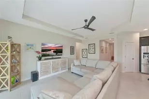 5587 Foxtail Palm Ln, Sarasota, FL 34233 - Photo 15