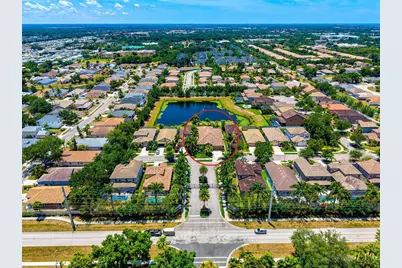 5587 Foxtail Palm Lane, Sarasota, FL 34233 - Photo 3