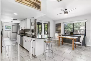 1276 Redstart Rd, Venice, FL 34293 - Photo 9