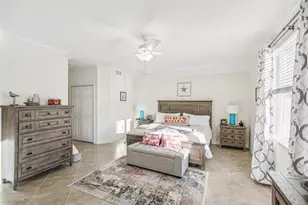 931 Tidewater Shores Loop, Bradenton, FL 34208 - Photo 17