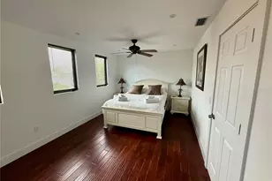 1257 Tree Bay Ln, Sarasota, FL 34242 - Photo 39