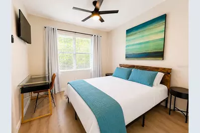 330 Lang Court N #1, Saint Petersburg, FL 33701 - Photo 7