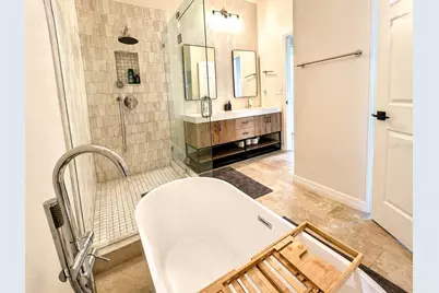 330 Lang Court N #1, Saint Petersburg, FL 33701 - Photo 3