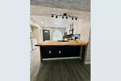 3204 Brigadoon Drive, Clearwater, FL 33759 - Photo 11