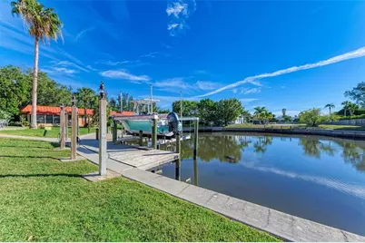9409 Catalina Drive, Bradenton, FL 34210 - Photo 47
