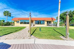 9409 Catalina Dr, Bradenton, FL 34210 - Photo 39